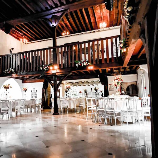 Salle-de-reception-pour-mariage-clef-en-main